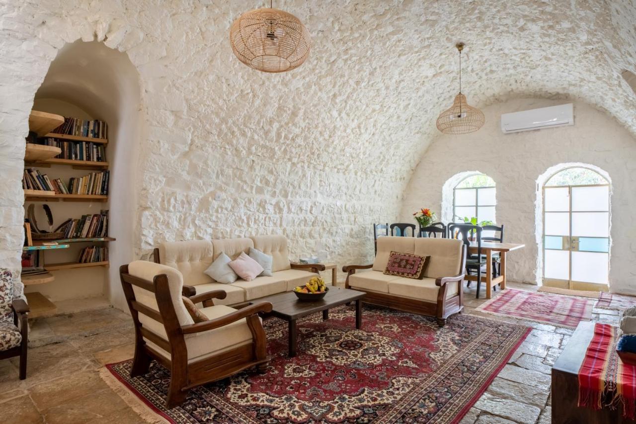 הבית בסמטת תל אביב Villa Rosh Pinna Buitenkant foto